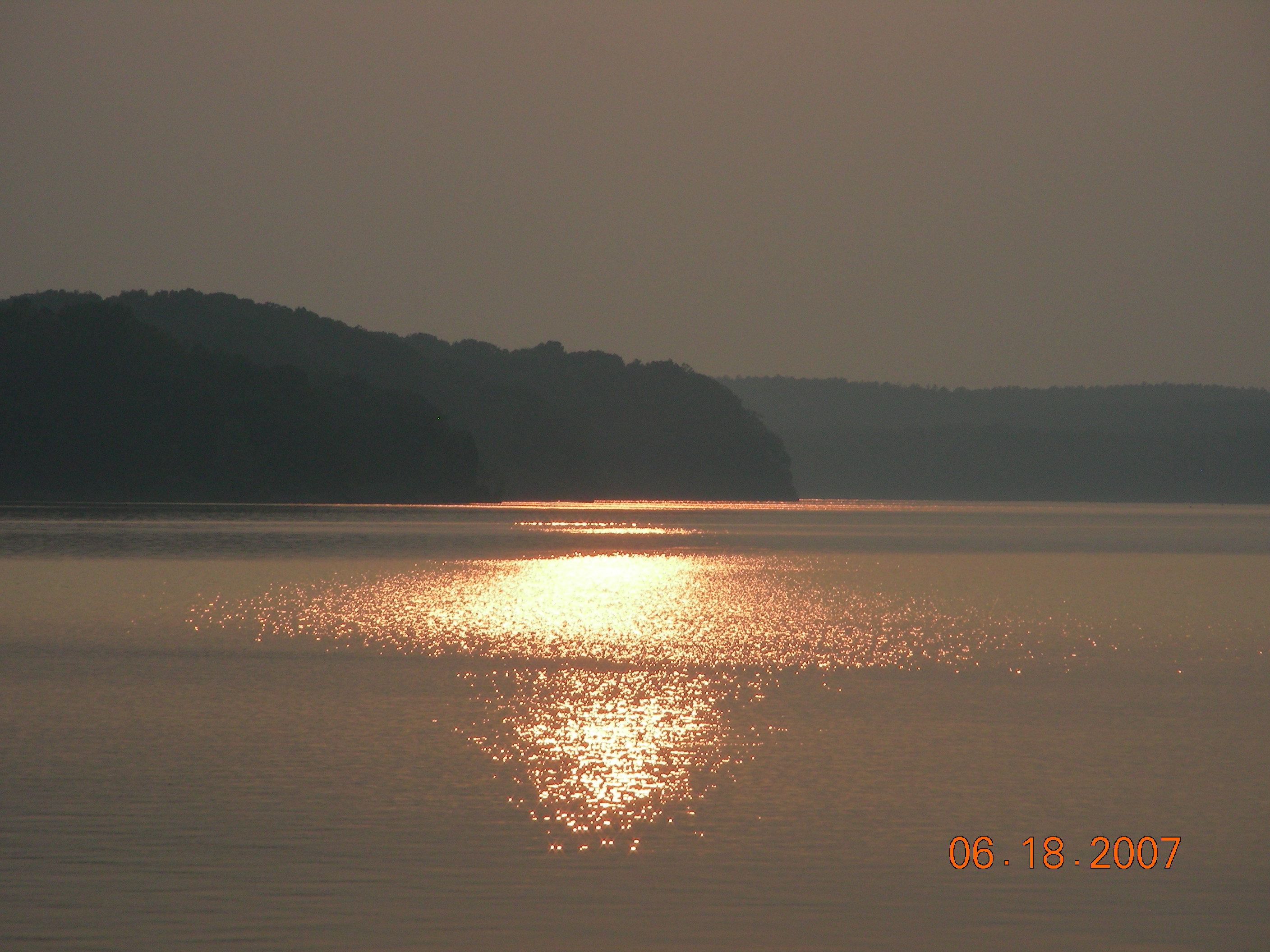 ./2007/Kerr Lake Eagles Nest/June18/DSCN1276.JPG